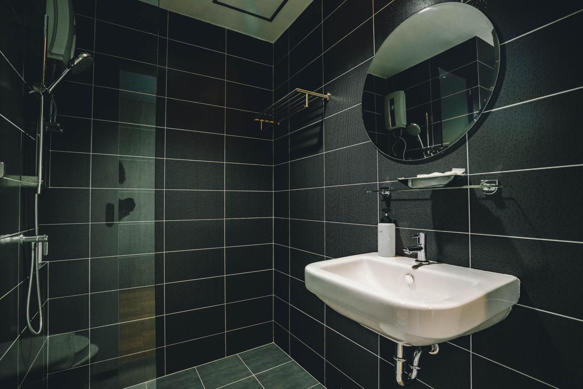 The Galla Hotel Ранонг Экстерьер фото